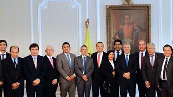 GOBIERNO NACIONAL Y CAFETEROS EVALUARON EL PRESENTE Y EL FUTURO DEL SECTOR EN COLOMBIA