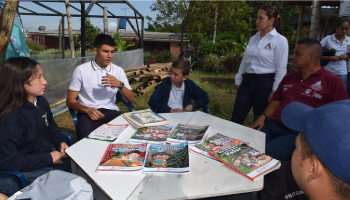 PANAMÁ NUEVAMENTE VISITA LA EDUCACIÓN RURAL CON ESCUELA NUEVA DE CALDAS