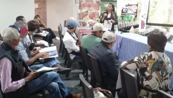 ÁREA COMERCIAL DEL COMITÉ DE CAFETEROS DE CALDAS INNOVA EN ESTRATEGIAS PARA POSICIONAR A LOS ALMACENES DEL CAFÉ