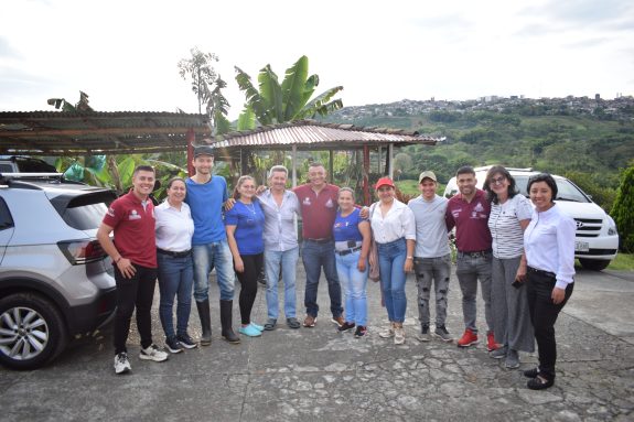 Comité de Cafeteros de Caldas comparte su Modelo de Educación  Rural  con el Viceministerio de Educación Nacional