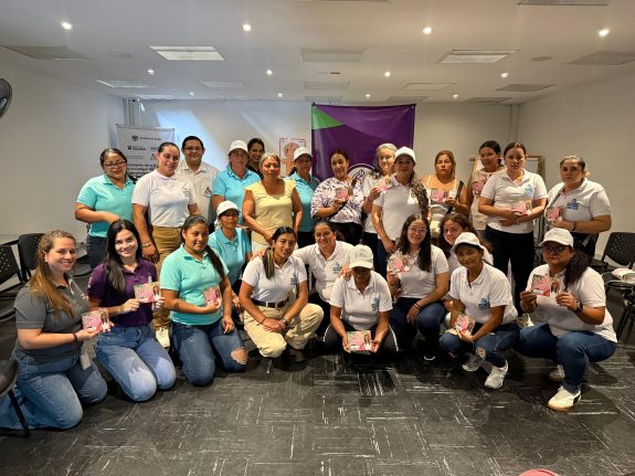 Mujeres cafeteras lideran procesos de prevención de violencias de género en Caldas.