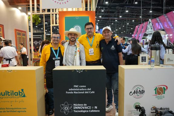 El Comité de Cafeteros de Caldas destaca la innovación y calidad de sus cafés en Cafés de Colombia Expo 2025