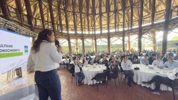 La Fundación Manuel Mejía fortalece su presencia en Caldas y proyecta un 2026 con más innovación educativa para el sector cafetero