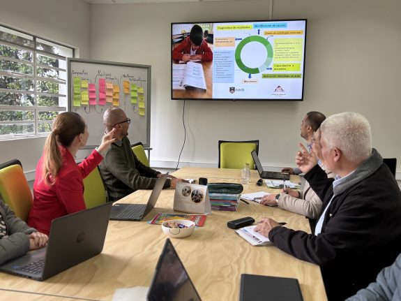 Alianza educativa fortalece competencias de estudiantes rurales a través del programa Universidad en el Campo