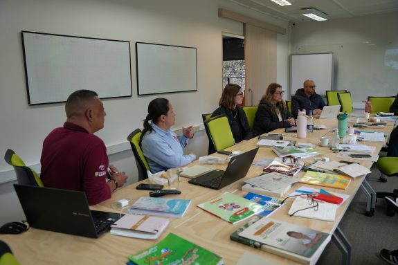 Alianzas que transforman: Caldas y Antioquia fortalecieron la educación rural a través del intercambio de experiencias