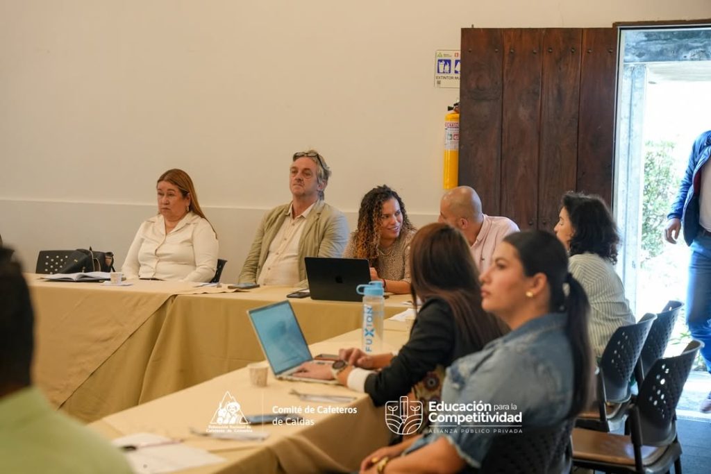 🌱📚 La educación rural sigue construyendo futuro en Caldas.En el comité técnico de la Alianza d (7)